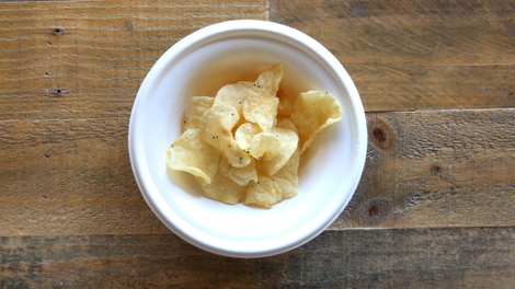 Everything bagel with cream cheese chips (Photo: Nicole Antonuccio)